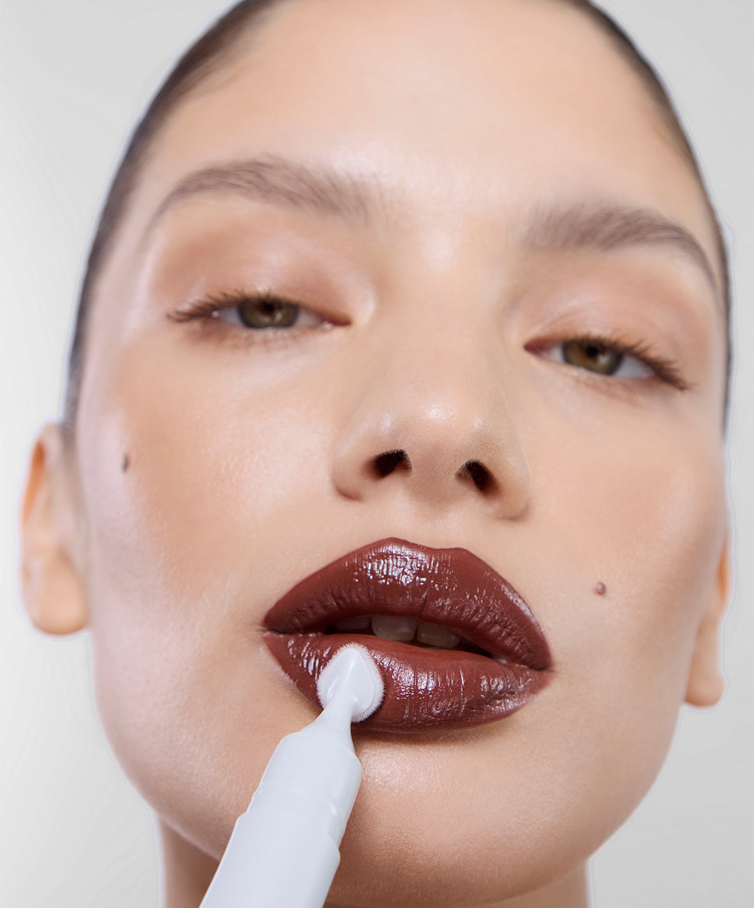 | desc: Barbara wears shade Maple