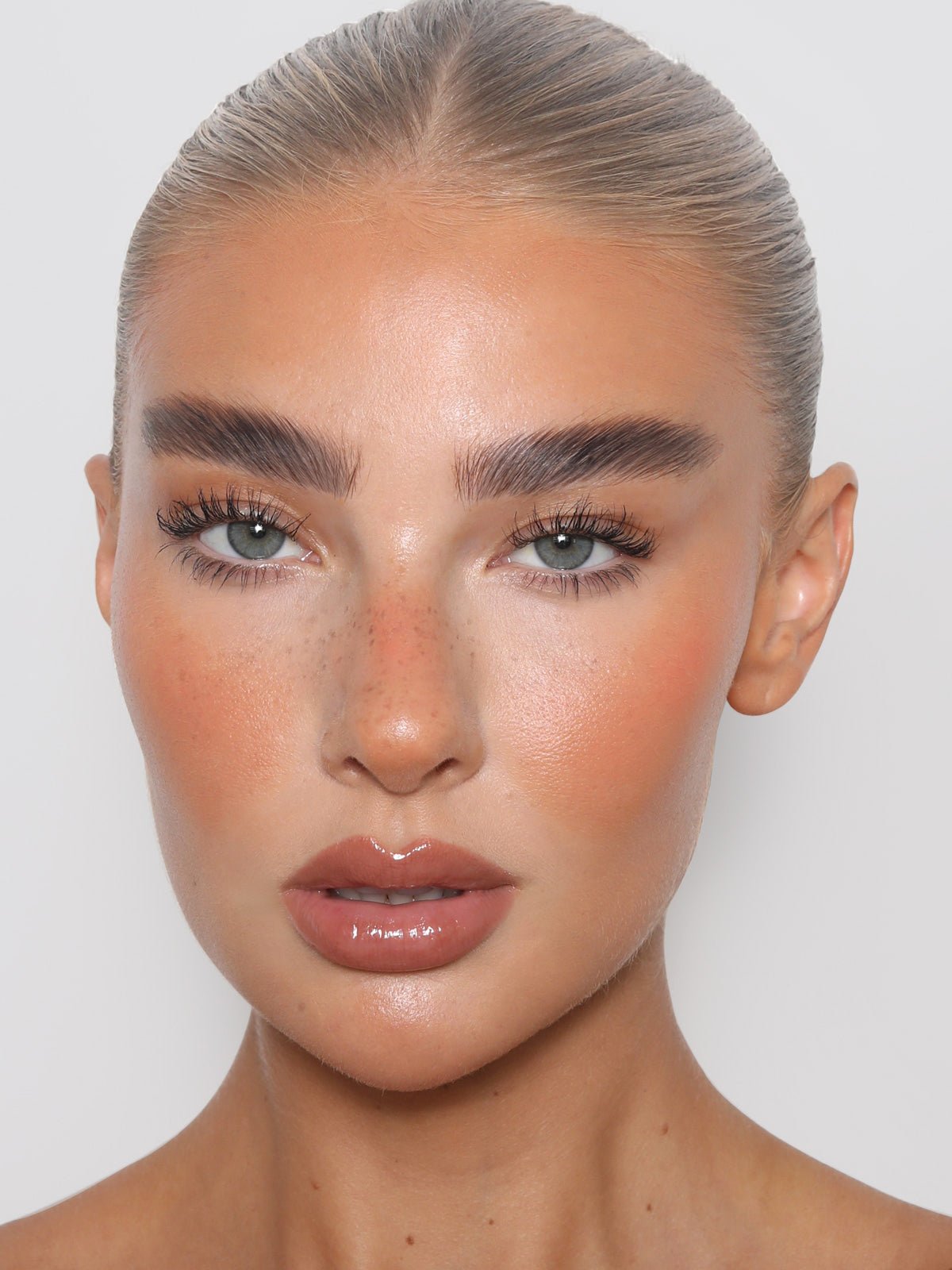 Brow Pomade