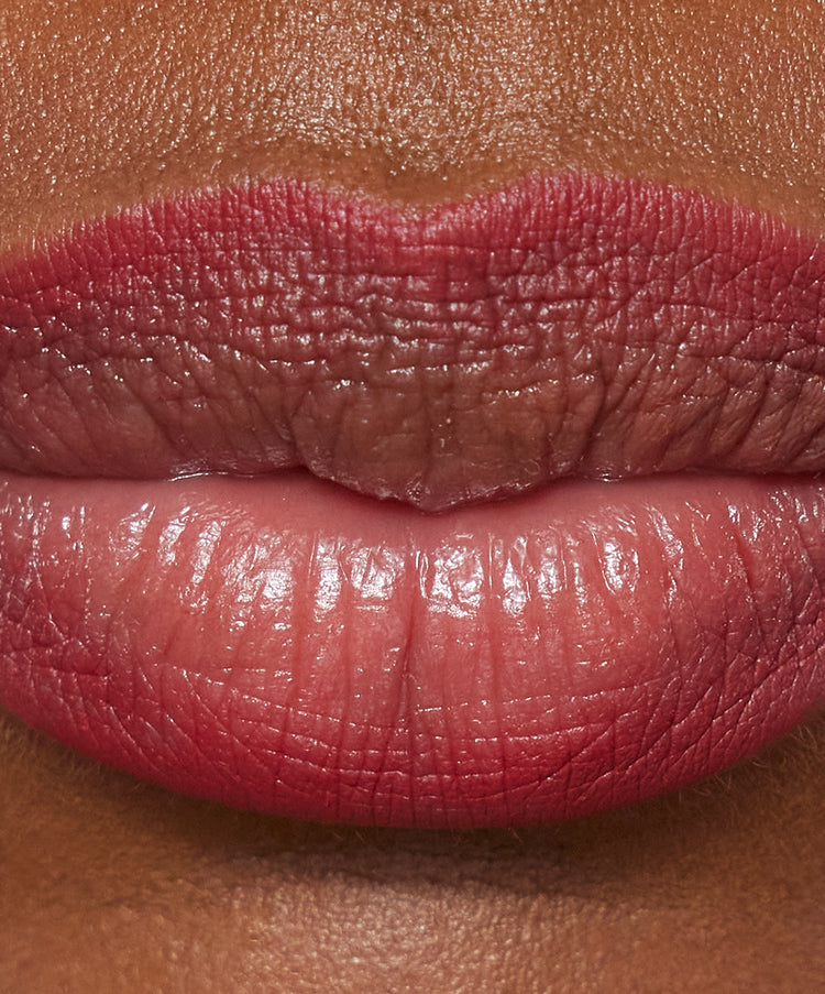 Lip Sculpt in shade Red
