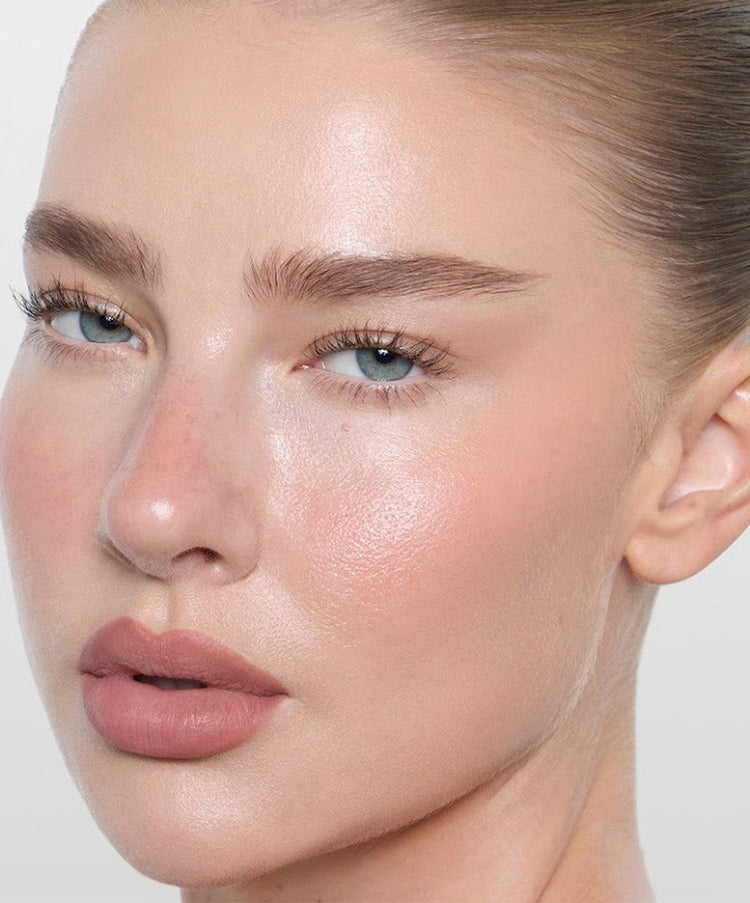 Jess wears Lip Sculpt in Taupe