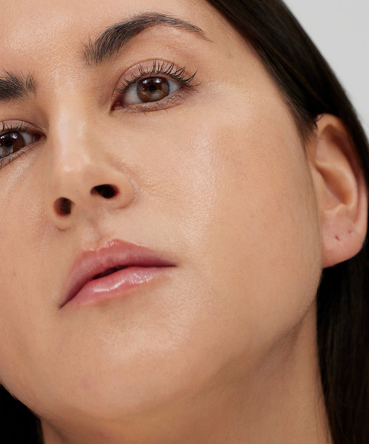 Gemma wears shade 160 W
