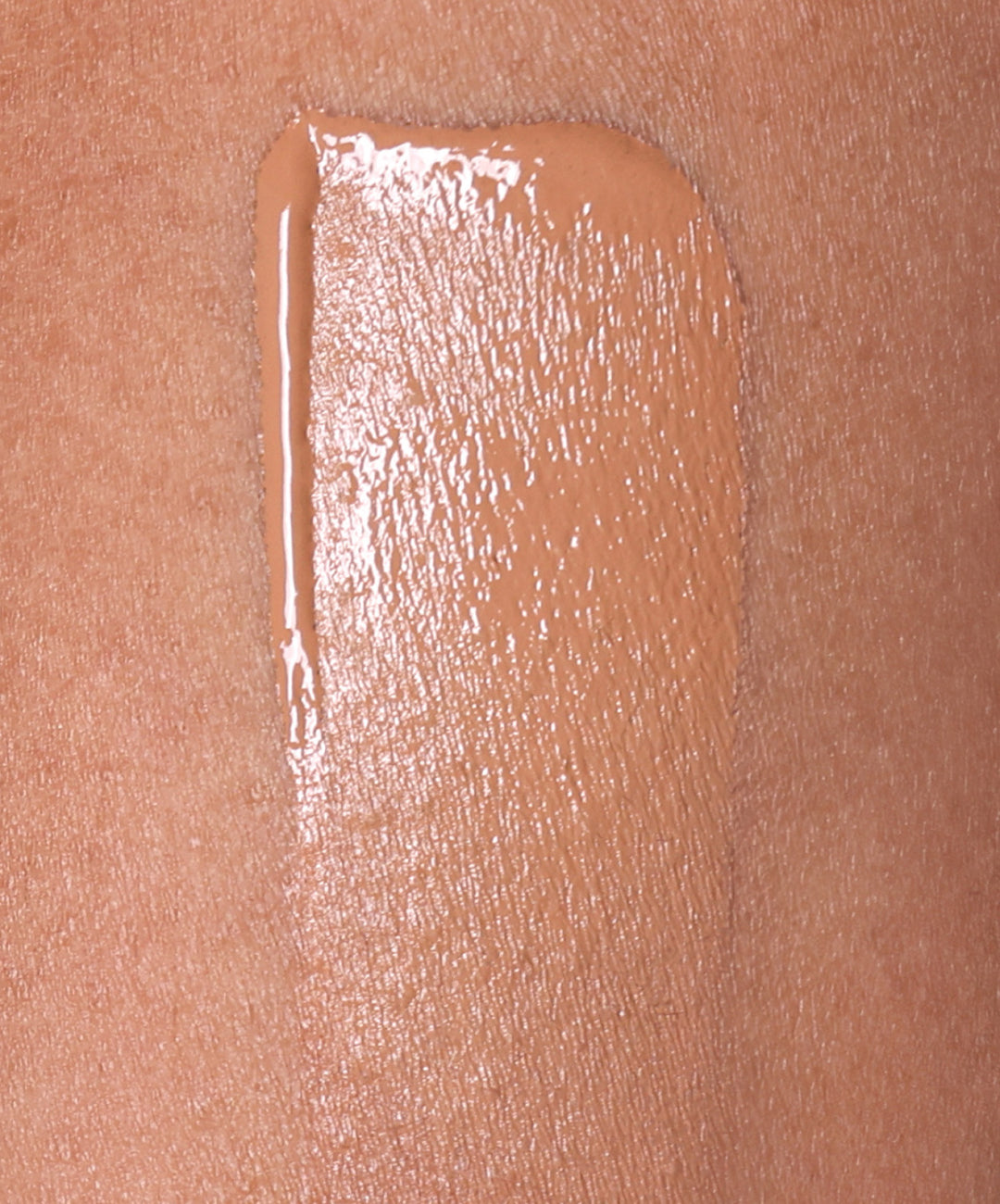 | desc: | text: light Shade 15N on skin